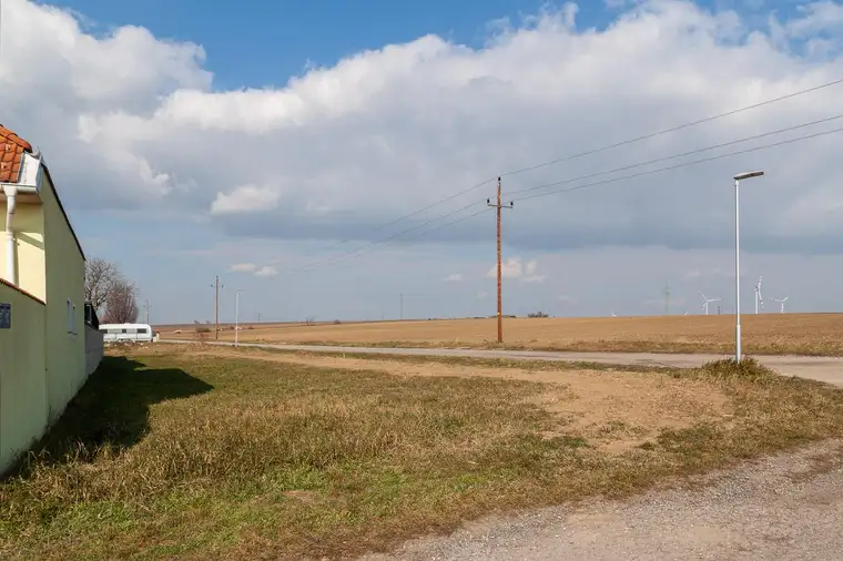 unbebautes Grundstück in Neusiedl am See