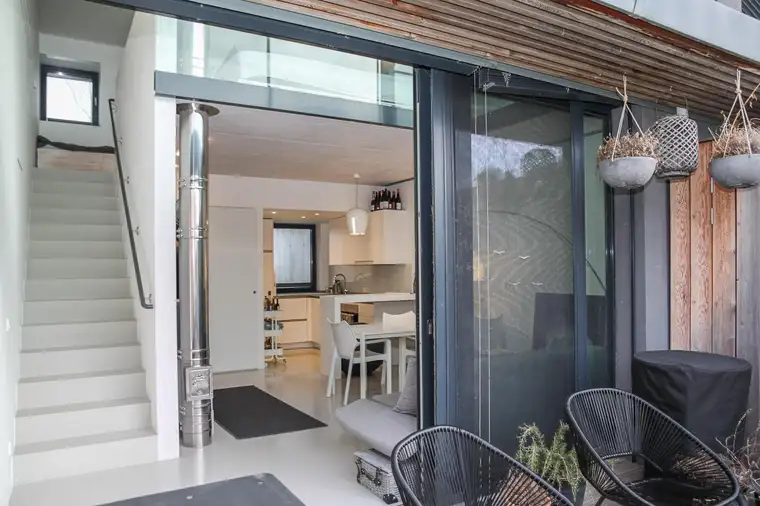 Seeappartement mit Bootsliegeplatz zu Mieten