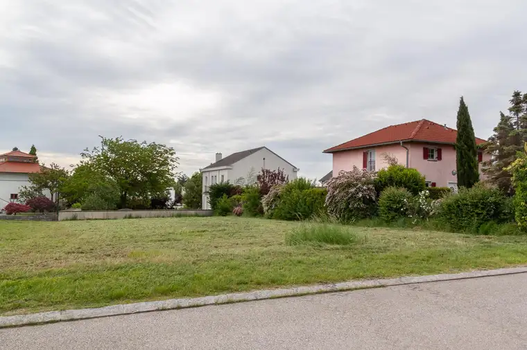 Unbebautes Grundstück am Oberen Kirchberg in Neusiedl am See