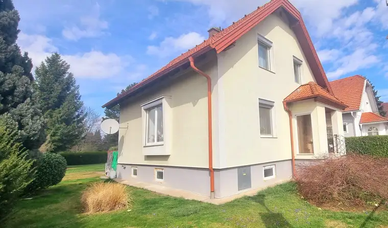 Charmantes Wohnhaus am grünen Ortsrand: Idyllisches Wohnen in Lichtenwörth mit Nähe zu Wiener Neustadt