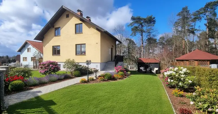 Wohnen am Tor zum Nationalpark Thayatal! 130m² Haus, 6 Zimmer und großem Garten in toller Ruhelage!