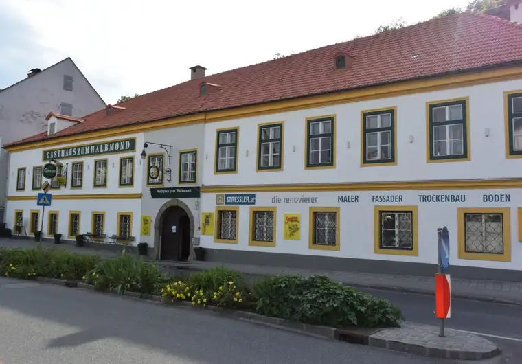 Betriebsfertig ausgestattetes Traditionsgasthaus