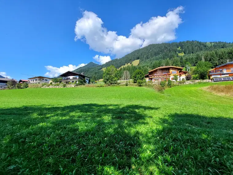 "Ruhig - Zentral - Lebenswert" - Baugrundstück in Lermoos zu verkaufen