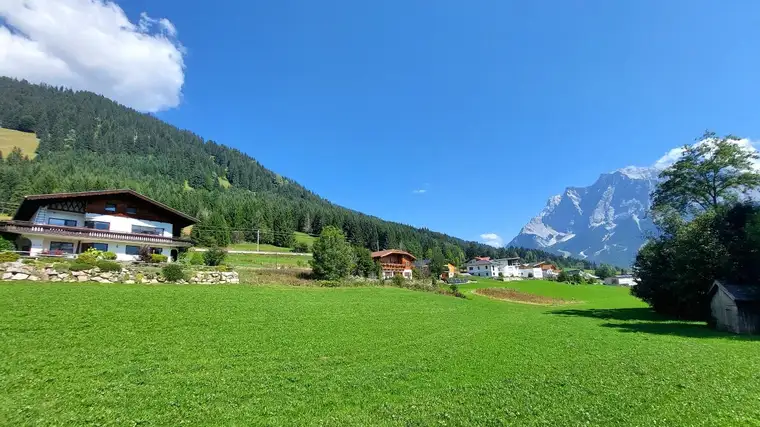 "Lussparkweg" - Baugrundstück in sonniger Lage in Lermoos zu verkaufen
