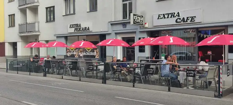 Investoren aufgepasst Einnahmen € 6.300,-- Netto mtl. für ein charmantes Cafe/Bar + Bäckerei + komplett Küche für Catering mit großen Schanigarten 52 Sitzplätze