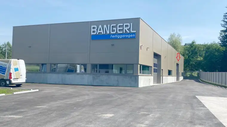 Neuwertige Halle - für Lager und/oder Produktion - beheizbar!