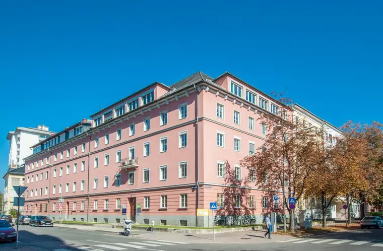 Büro-/ Kanzleiräumlichkeiten in zentrumsnaher Lage