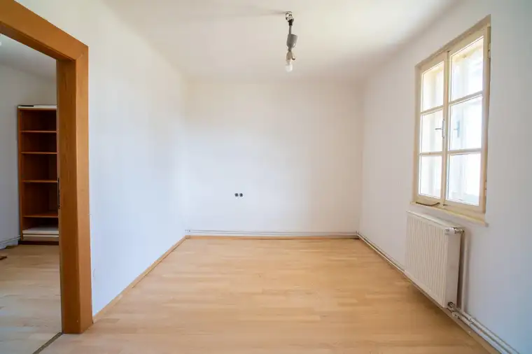 Charmantes Bauernhaus! Platz für Ihre Ideen und Projekte