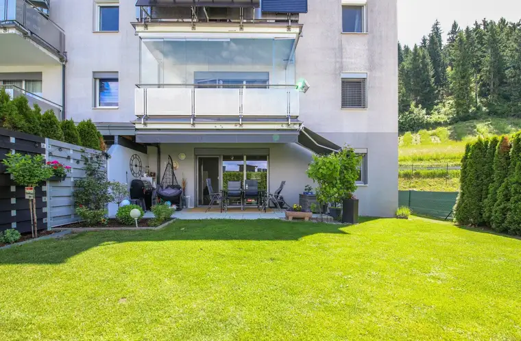 ***Design trifft Natur*** Stilvolle Gartenwohnung mit Schwimmteichnutzung