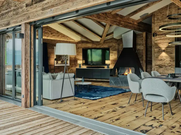 Neubau Luxus-Chalet mit Indoorpool in TOP Lage
