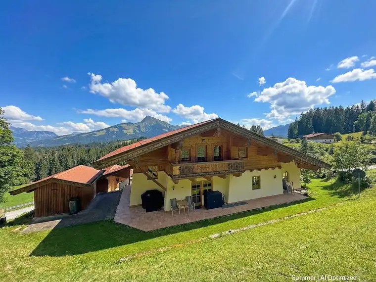 Tiroler Landhaus zwischen Kitzbühel und dem Wilden Kaiser mit Baugenehmigung