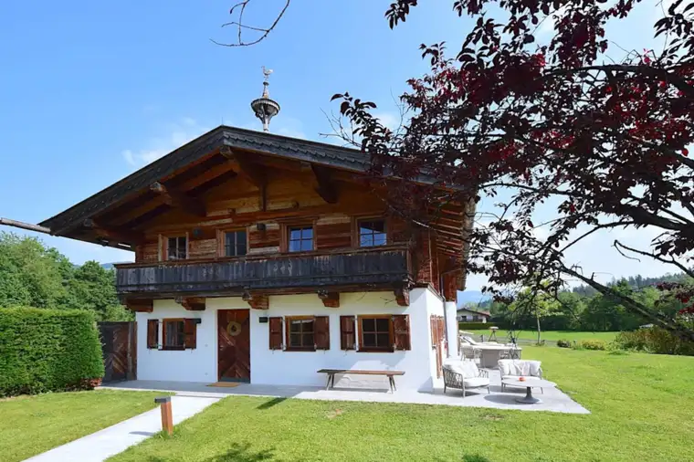 Landhaus mit Kaiserblick in einer traumhaften ruhigen und sonnigen Lage