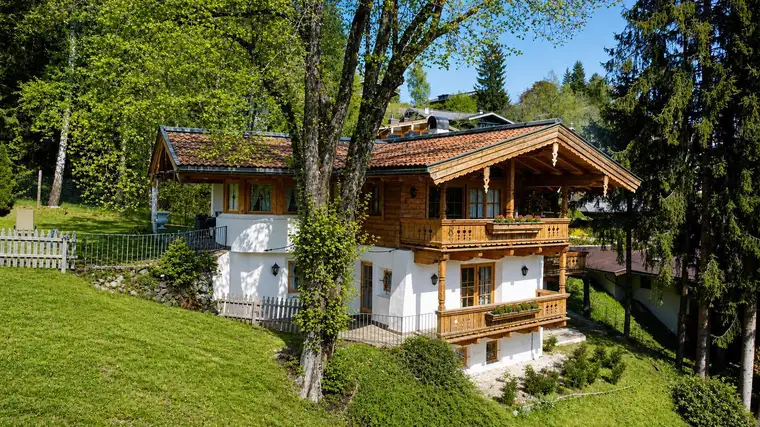 FREIZEITWOHNSITZ - Landhaus in Golfplatznähe