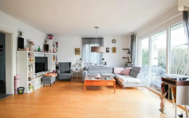 Moderne Doppelhaushälfte in Gumpoldskirchen, 5 Zimmer, Balkon, Carport, Fußbodenheizung!