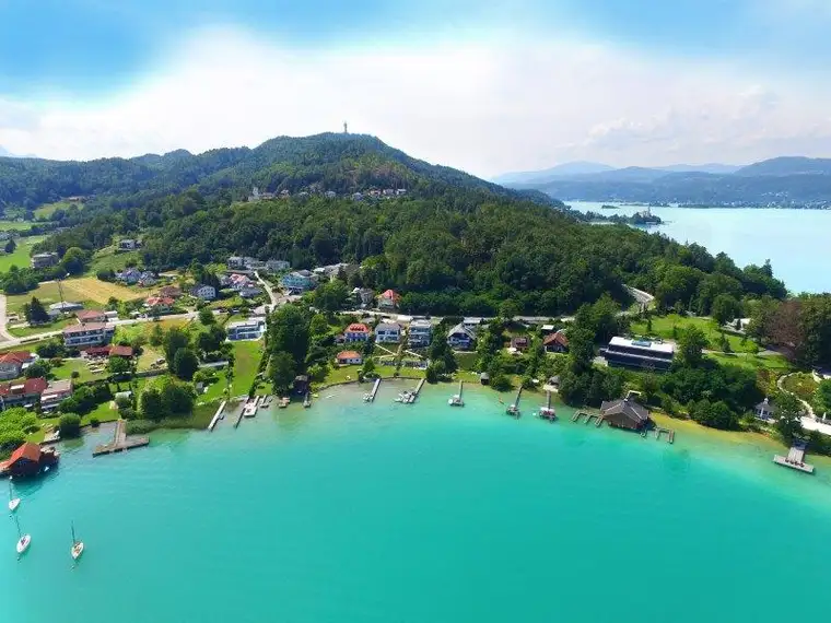Faszinierende Seeblickwohnung mit Infinity-Pool am Wörthersee