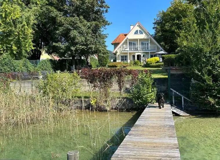 Seevilla Wörthersee mit Steg &amp; Bootsliegeplatz 