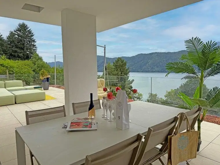 XXL-Wellnesspenthouse mit Seezugang am Millstätter See