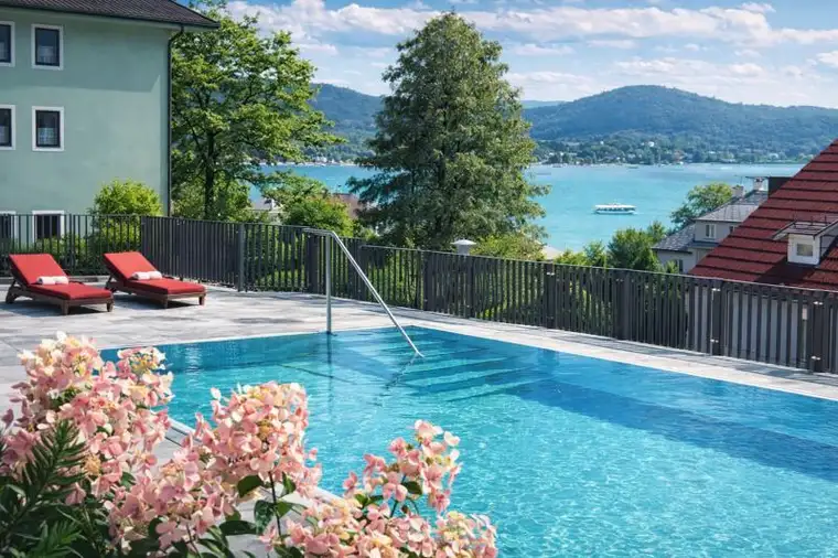 Fantastic Lake View - Gartenwohnung am Wörthersee mit privatem Seezugang