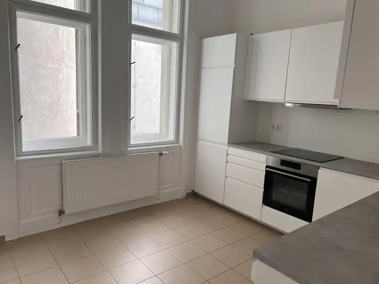Stilaltbauwohnung mit Ausblick