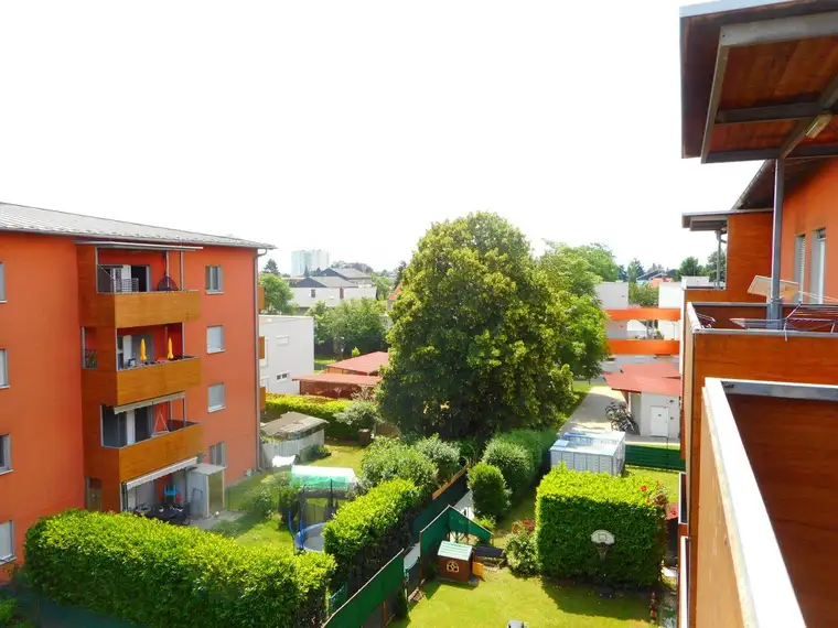 Grottenhofstraße sonnige 3ZI mit Balkon