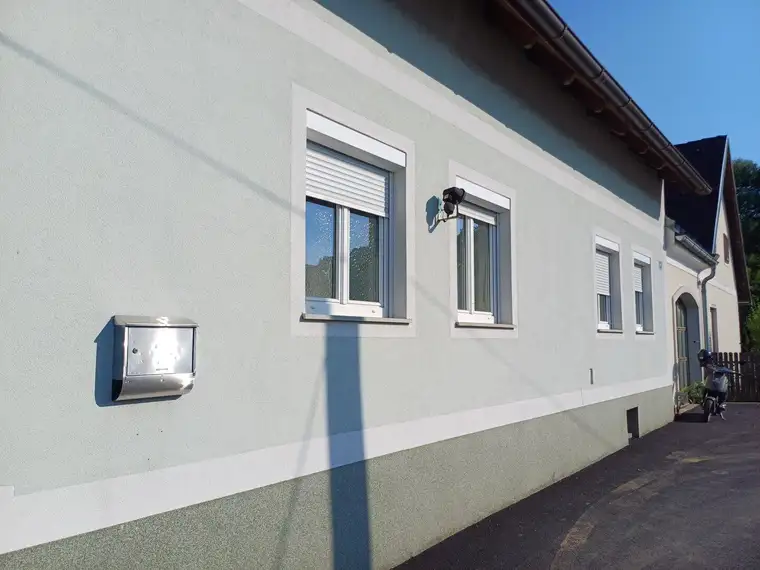 Bestlage, großzügiges EIN/ZWEIFAMILIENHAUS auf 2707m² Grundstück - Bauland