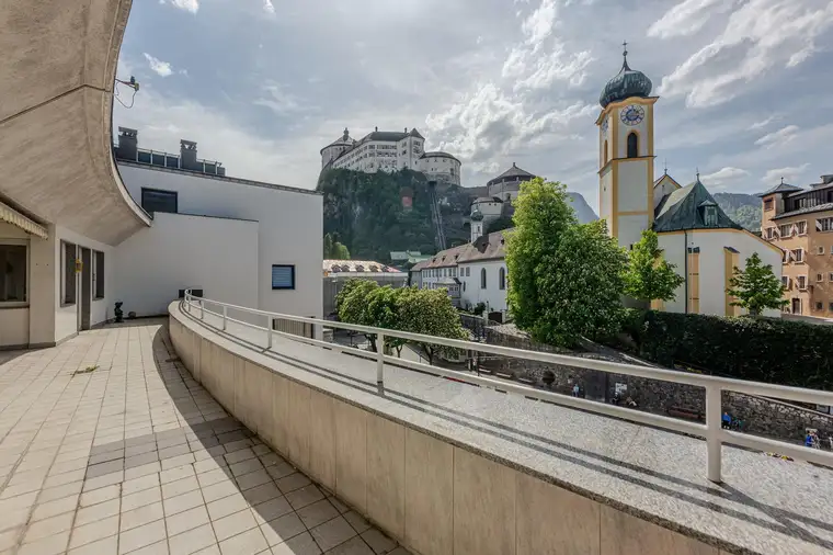 Panorama Dachgeschosswohnung im Zentrum von Kufstein
