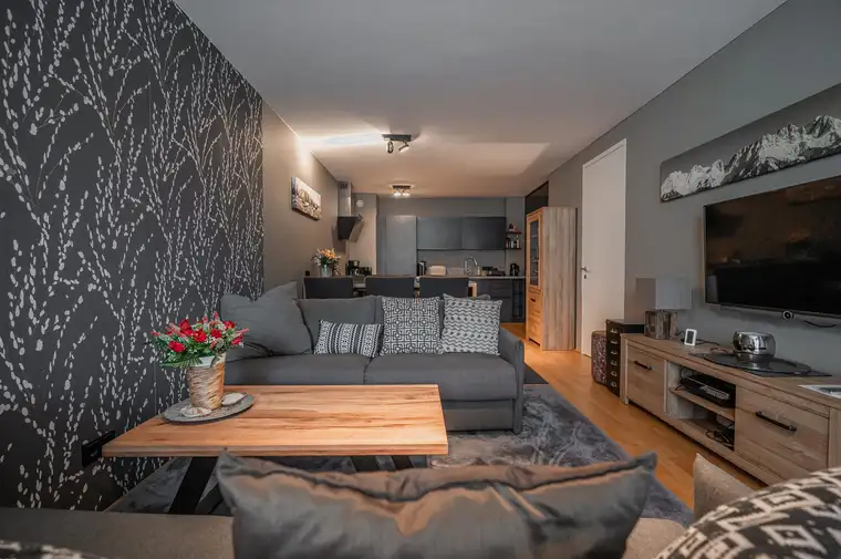Stilvolles Wohnen im Zentrum von St. Johann in Tirol mit Balkon und hochwertiger Ausstattung