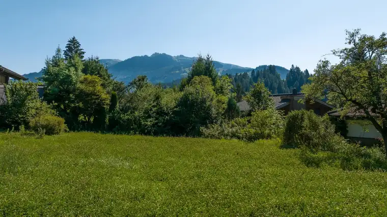 Top Baugrundstück in ruhiger Sonnenlage von Kitzbühel