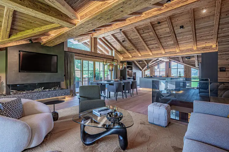Exquisite Dachgeschosswohnung in begehrter Lage von Jochberg