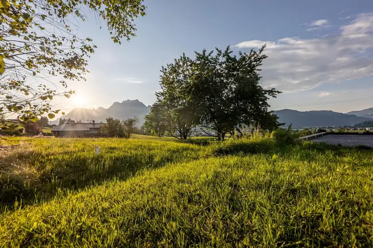 Einzigartiges Grundstück mit Kaiserblick