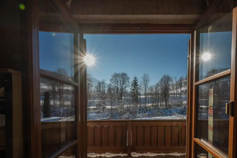 Charmantes Grundstück in sonniger Aussichtslage von Jochberg