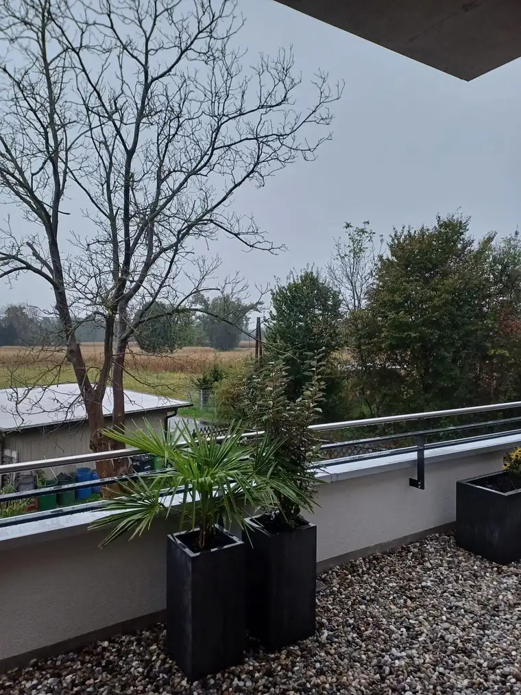 Exklusive, vollständig möblierte 3-Zimmer-Wohnung mit großer Terrasse
