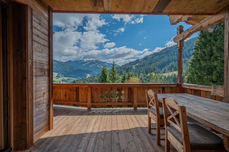 Wohnen mit atemberaubendem Bergpanorama am Bauernhof
