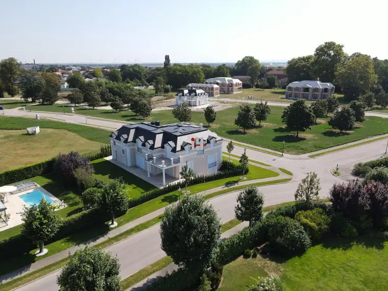 Ildiko E Horvath BA, Immobilien Horvath Beteiligung und Vermittlung Premium Properties & Development