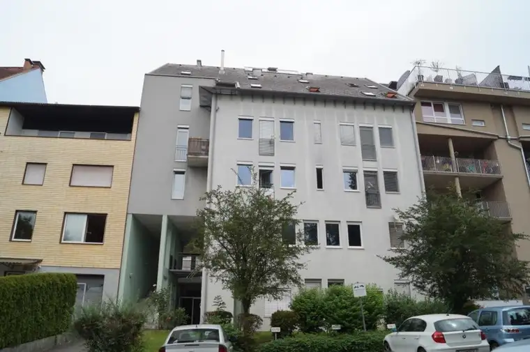 Helle 72 m²-Wohnung in Ebelsberg!