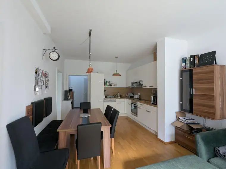 Gemütliche 3-Zimmer-Wohnung in Perg: Terrasse, Stellplatz