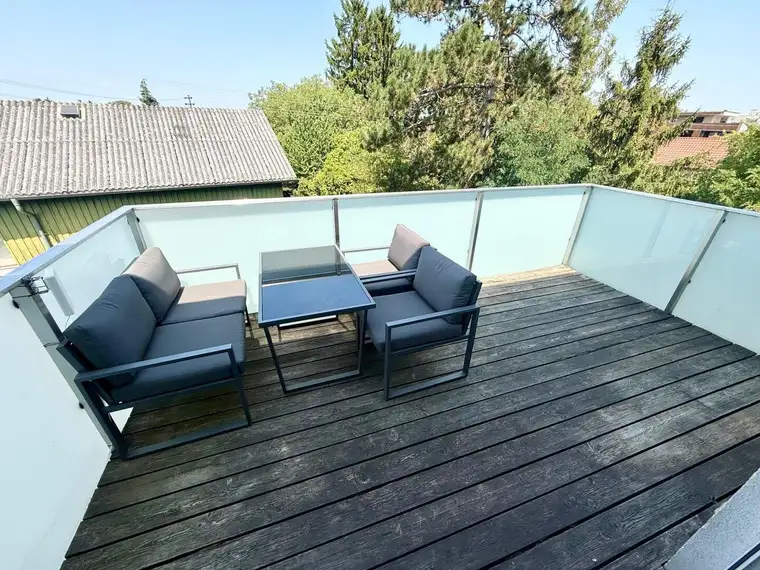 Traumhafte 3-Zimmer-Wohnung mit Balkon und Parkplatz in zentraler Lage!