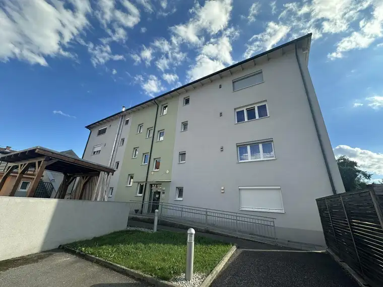 2 Zimmerwohnung mit Balkon und KFZ-Stellplatz zu verkaufen