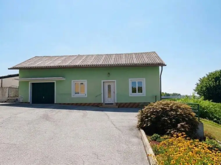 Charmantes Wohnhaus auf großzügigem Baugrundstück nahe Gleisdorf