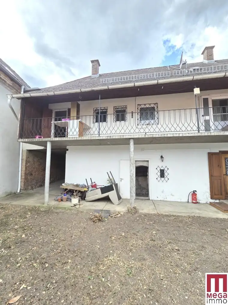 Viel Raum, viel Potenzial: Renovierungsbedürftiges Juwel im Kern von Pöllau