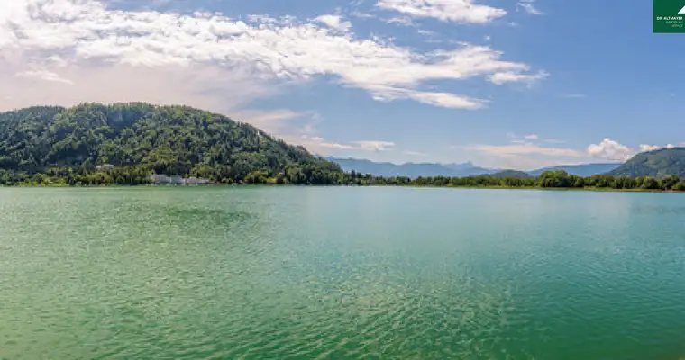 Seegrundstück am Ossiacher See mit Baugenehmigung für Luxuriöses Terrassen-Seehaus