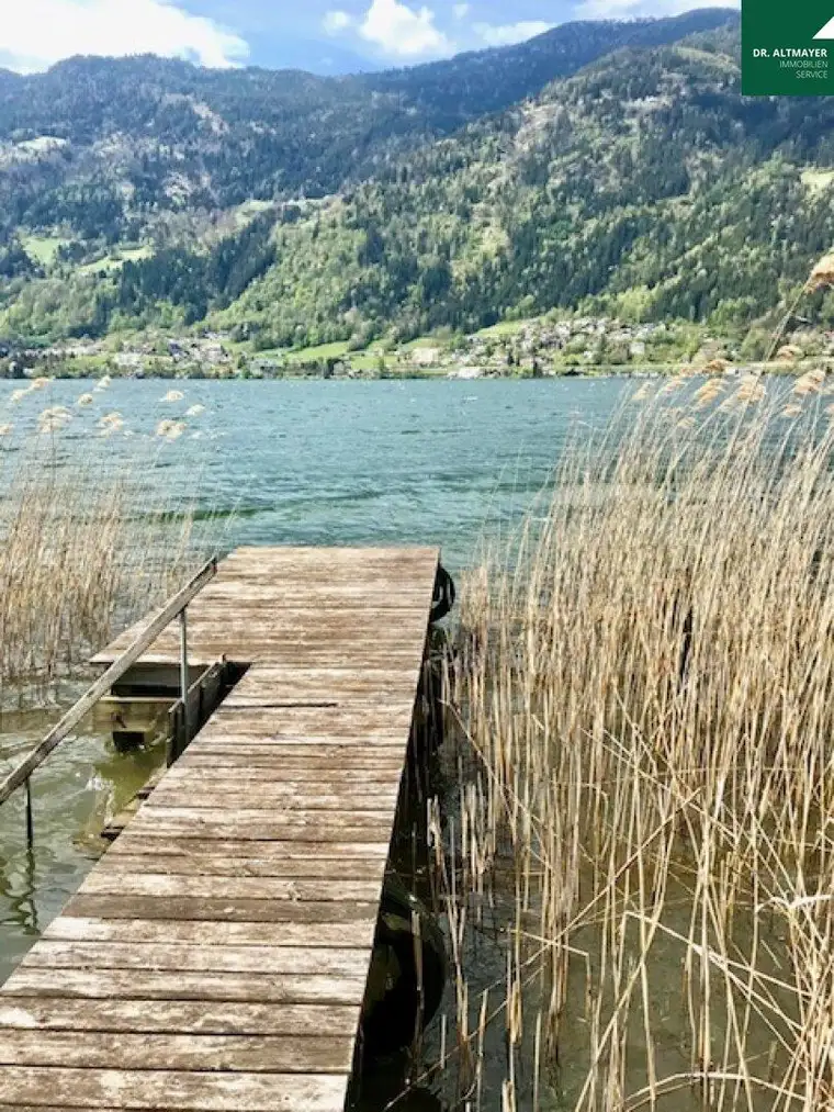 Seegrundstück am Ossiacher See mit Baugenehmigung für Luxuriöses Terrassen-Seehaus