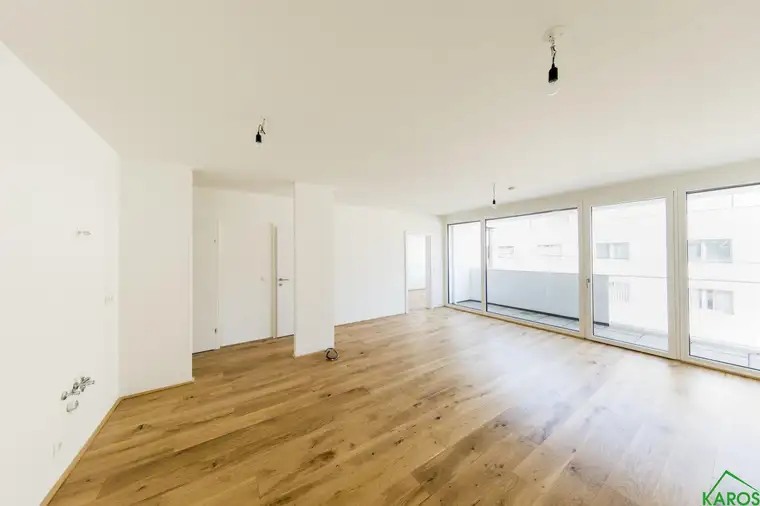3-ZIMMER-NEUBAUWOHNUNG *INKL. EINBAUKÜCHE + LOGGIA*