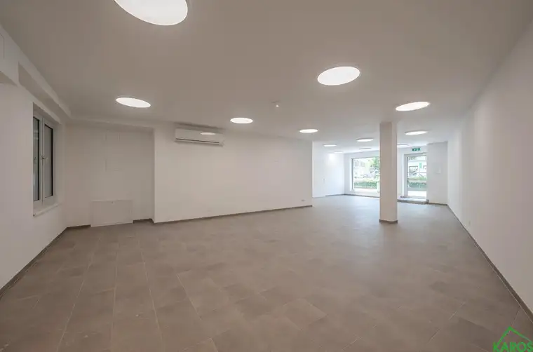 Andrea Krizanova, Karos Immobilien GmbH & Co KG