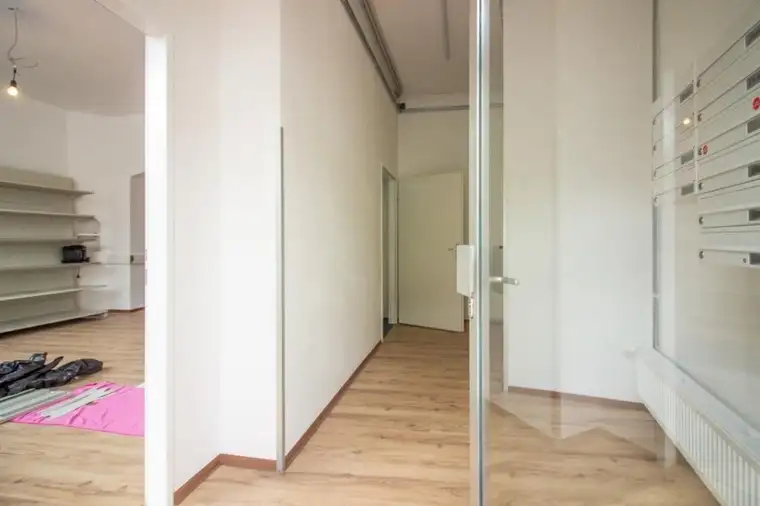 Kostengünstige Kleinbüros in Frequenzlage!