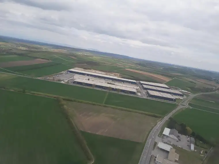 Industriegrundstück für Logistik, Produktion, Parken, Rechenzentrum, Batteriespeicher, Kraftwerke, Backbone Turknet in Gehweite