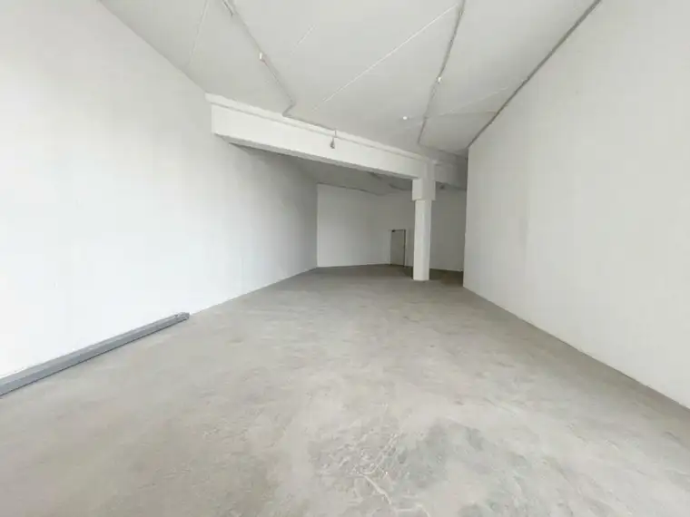143 m² Bürofläche im Fachmarktzentrum