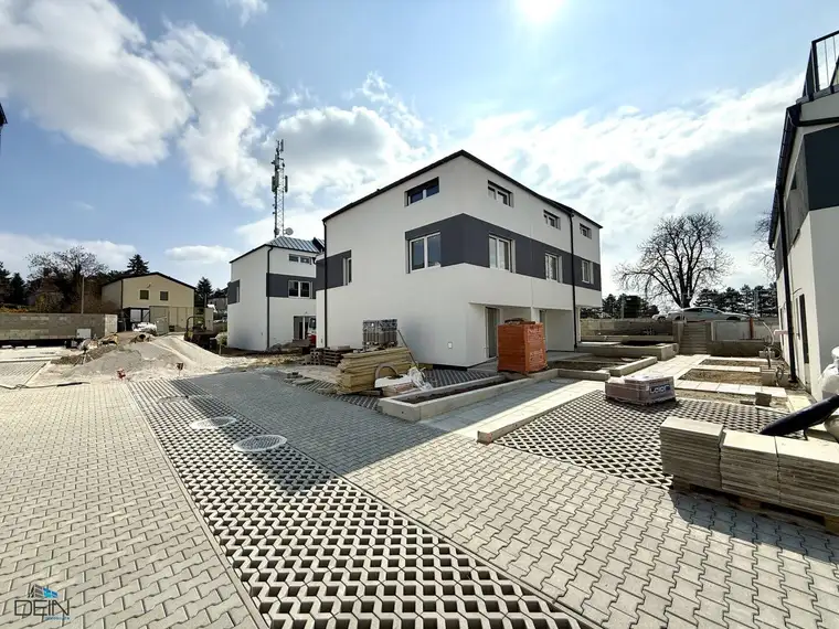 ++IN BAU++ TRAUMHAFTE 4-5 ZIMMER REIHENHÄUSER MIT EIGENGÄRTEN UND PKW-STELLPLÄTZEN IN FISCHAMEND!