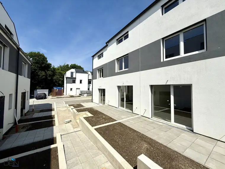 ++IN BAU++ TRAUMHAFTE 4-5 ZIMMER REIHENHÄUSER MIT EIGENGÄRTEN UND PKW-STELLPLÄTZEN IN FISCHAMEND!
