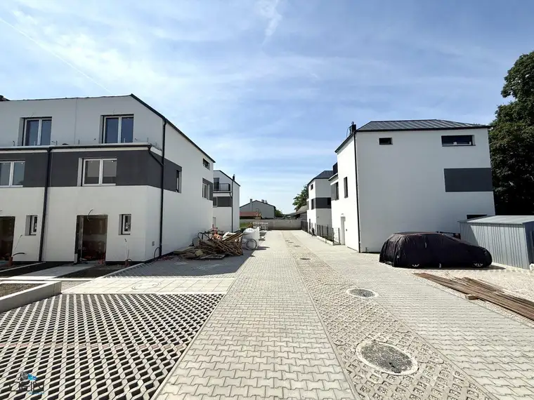 ++IN BAU++ TRAUMHAFTE 4-5 ZIMMER REIHENHÄUSER MIT EIGENGÄRTEN UND PKW-STELLPLÄTZEN IN FISCHAMEND!